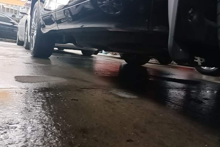 Used Toyota Highlander 2022 Dual-Engine 2.5L Four-Wheel Drive Prestige Version 7 Seats Right Side Sill