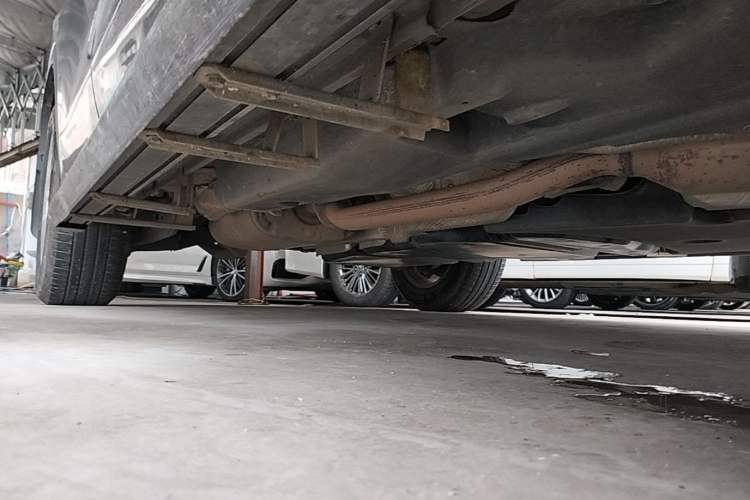 Used Toyota Highlander 2022 Dual-Engine 2.5L 4x4 Elite Edition 7-Seater Right Side Sill