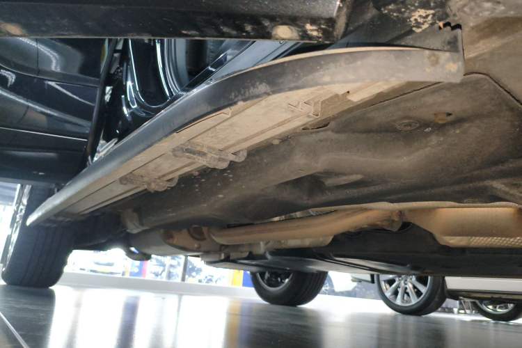 Used Toyota Highlander 2022 Dual-Engine 2.5L Two-Wheel Drive Prestige Edition 7-Seater Right Side Sill