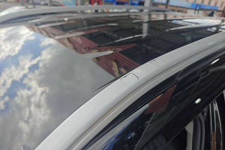 Used Toyota Highlander 2022 Dual-Engine 2.5L Two-Wheel Drive Elite Edition 5 Seats Roof