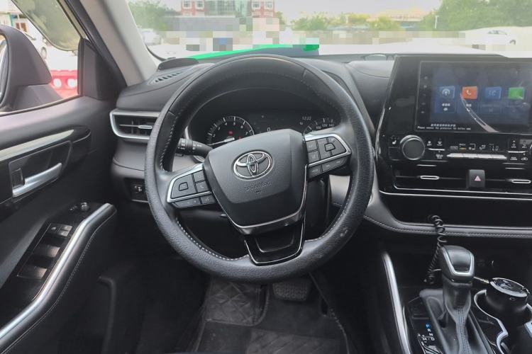 Used Toyota Highlander 2022 380T 4x4 Luxury Edition 7 Seats Steering Wheel