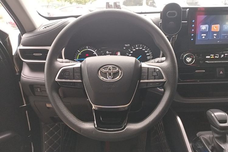Used Toyota Highlander 2022 Dual-Engine 2.5L 4x4 Elite Edition 7-Seater Steering Wheel