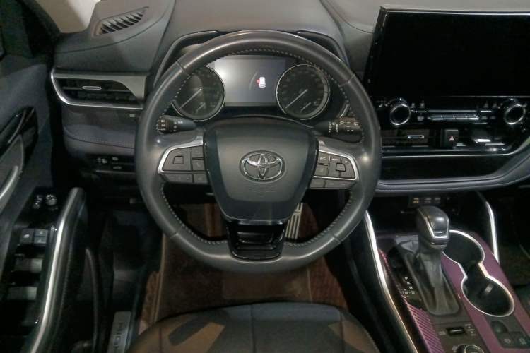 Used Toyota Highlander 2022 380T Four-Wheel Drive Prestige Edition 7-Seater Steering Wheel