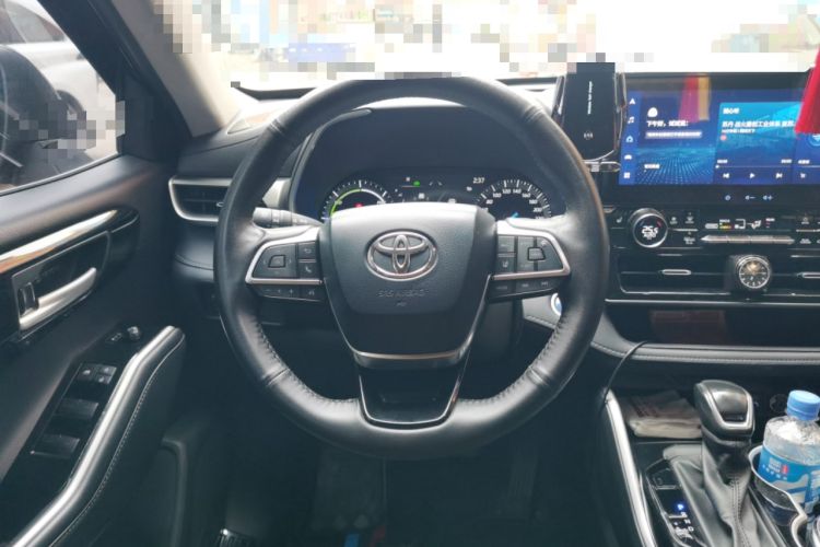 Used Toyota Highlander 2022 Dual-Engine 2.5L Four-Wheel Drive Prestige Version 7 Seats Steering Wheel