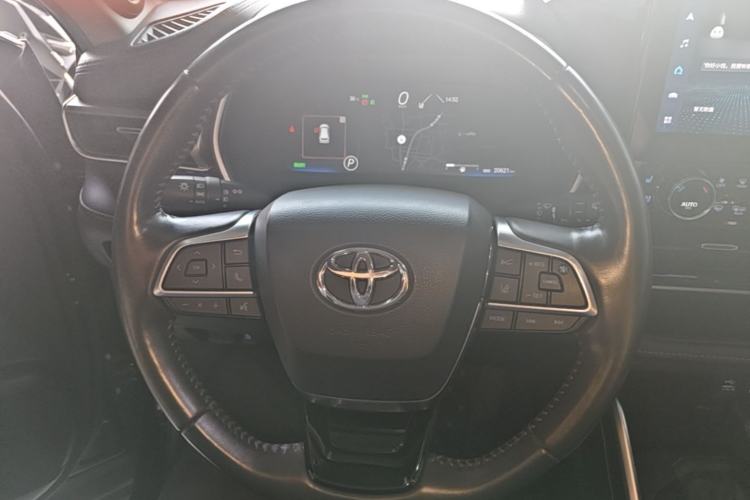 Used Toyota Highlander 2022 Dual-Engine 2.5L Four-Wheel Drive Supreme Edition 7-Seater Steering Wheel