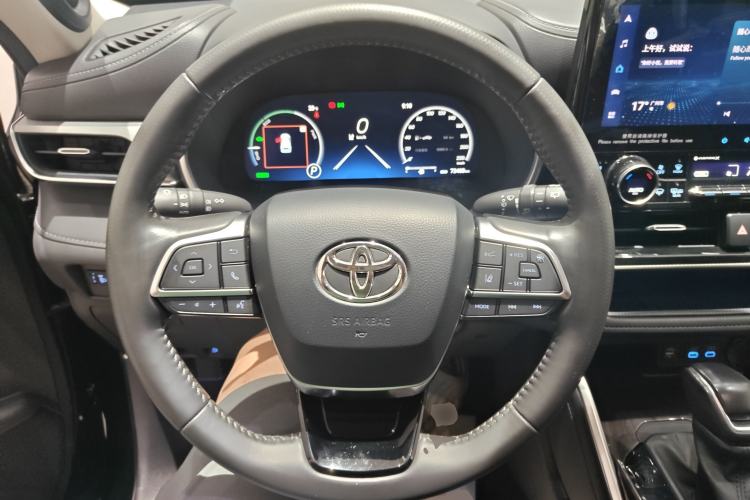 Used Toyota Highlander 2022 Dual-Engine 2.5L Four-Wheel Drive Prestige Version 7 Seats Steering Wheel