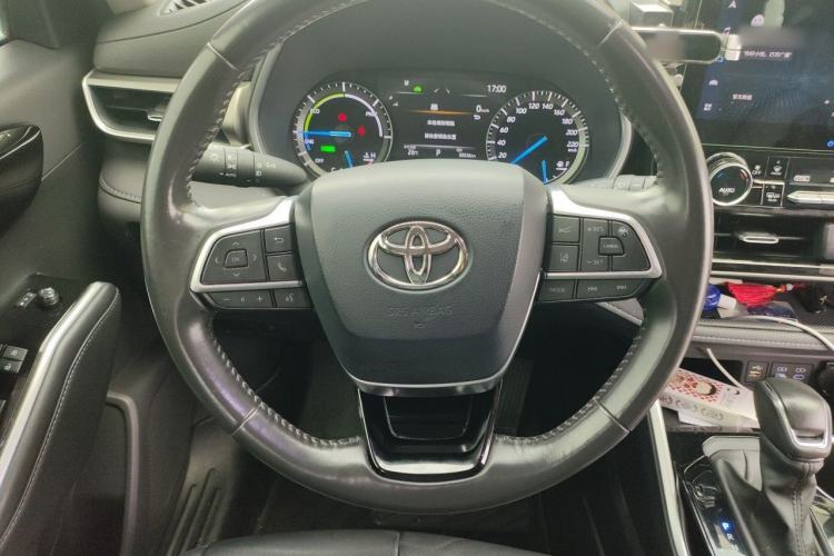 Used Toyota Highlander 2022 Dual-Engine 2.5L Four-Wheel Drive Prestige Version 7 Seats Steering Wheel