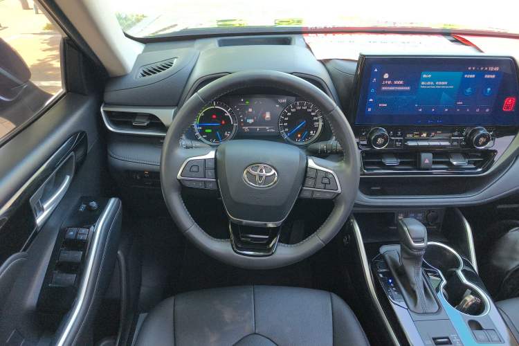 Used Toyota Highlander 2022 Dual-Engine 2.5L Two-Wheel Drive Prestige Edition 7-Seater Steering Wheel