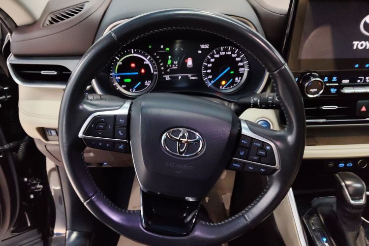 Used Toyota Highlander 2022 Dual-Engine 2.5L Two-Wheel Drive Prestige Edition 7-Seater Steering Wheel
