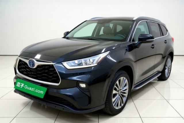 Używany Toyota Highlander 2022 Dual-Engine 2.5L Four-Wheel Drive Prestige Version 7 Seats