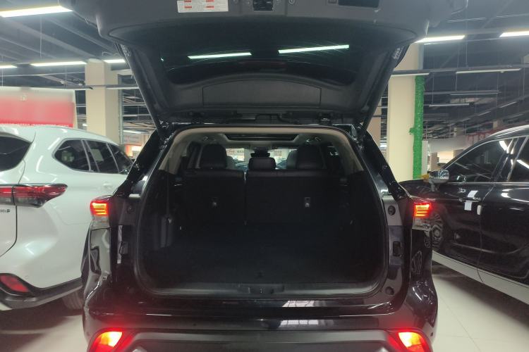 Used Toyota Highlander 2022 Dual-Engine 2.5L Four-Wheel Drive Prestige Version 7 Seats Trunk