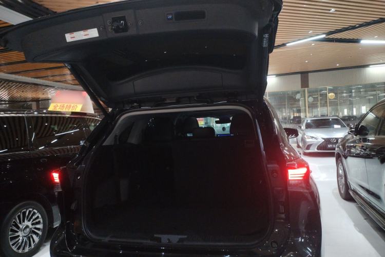 Used Toyota Highlander 2022 Dual-Engine 2.5L Four-Wheel Drive Prestige Version 7 Seats Trunk