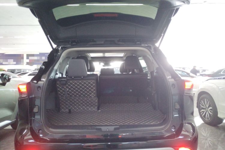 Used Toyota Highlander 2022 380T 4x4 Luxury Edition 7 Seats Trunk