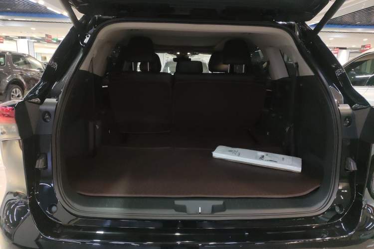 Used Toyota Highlander 2022 380T 4x4 Luxury Edition 7 Seats Trunk
