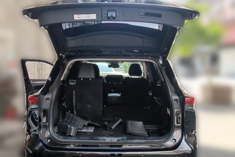 Used Toyota Highlander 2022 Dual-Engine 2.5L 4x4 Elite Edition 7-Seater Trunk