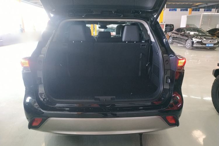 Used Toyota Highlander 2022 Dual-Engine 2.5L Four-Wheel Drive Prestige Version 7 Seats Trunk