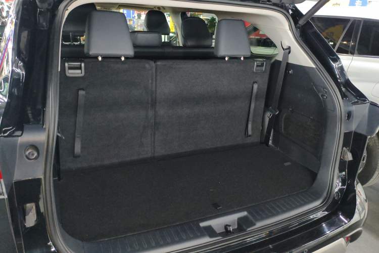 Used Toyota Highlander 2022 Dual-Engine 2.5L Two-Wheel Drive Prestige Edition 7-Seater Trunk