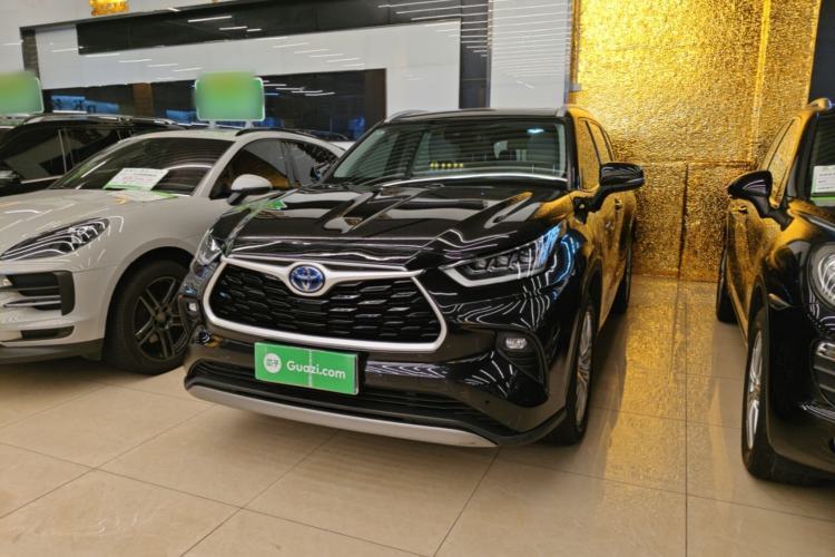 Used Toyota Highlander 2022 Dual-Engine 2.5L Four-Wheel Drive Prestige Version 7 Seats Guazi used car, China used car export, Used car for sale, Used Toyota cars, Cheapest cars for sale