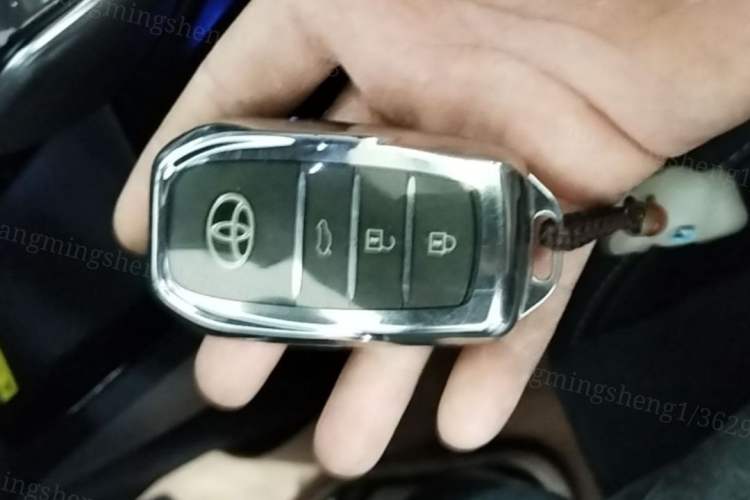 Used Toyota Highlander 2022 380T Four-Wheel Drive Prestige Edition 7-Seater Vehicle Key
