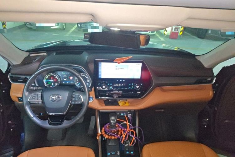 Used Toyota Highlander 2022 Dual-Engine 2.5L Four-Wheel Drive Prestige Version 7 Seats Center Console