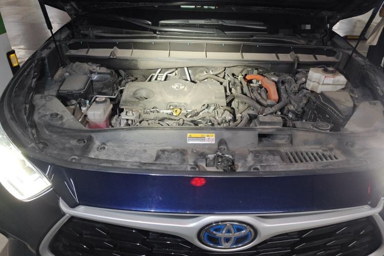 Used Toyota Highlander 2022 Dual-Engine 2.5L Four-Wheel Drive Prestige Version 7 Seats Engine Bay