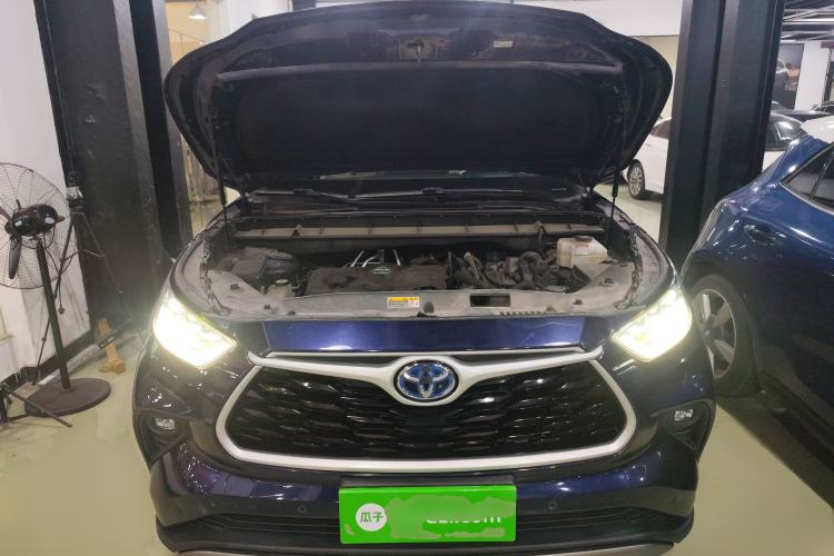 Used Toyota Highlander 2022 Dual-Engine 2.5L Two-Wheel Drive Prestige Edition 7-Seater Engine Bay