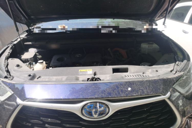 Used Toyota Highlander 2022 Dual-Engine 2.5L Four-Wheel Drive Prestige Version 7 Seats Engine Bay