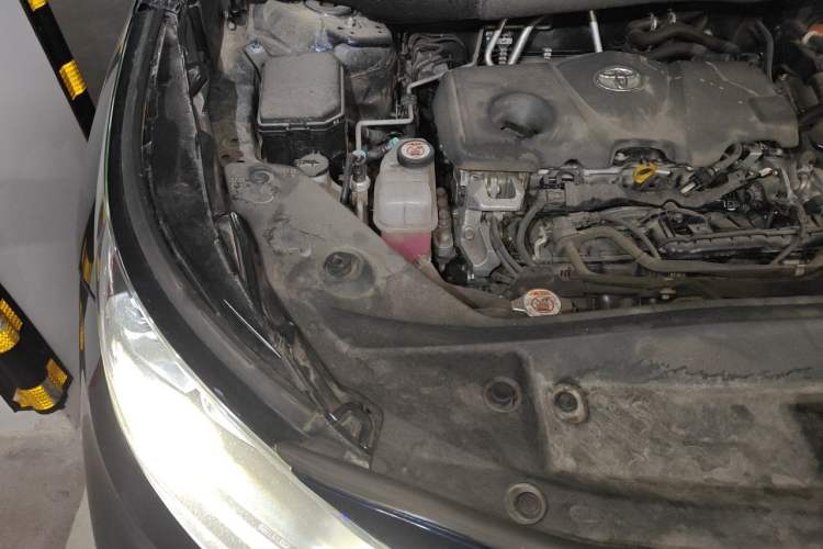 Used Toyota Highlander 2022 Dual-Engine 2.5L Four-Wheel Drive Prestige Version 7 Seats Engine Bay Right