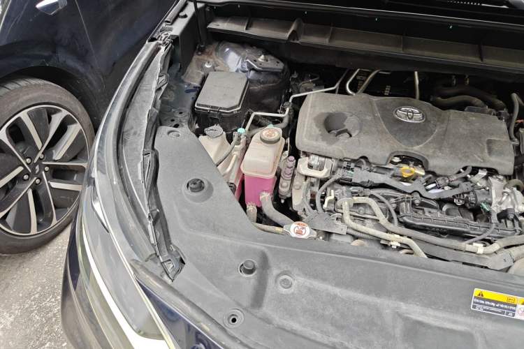 Used Toyota Highlander 2022 Dual-Engine 2.5L Four-Wheel Drive Prestige Version 7 Seats Engine Bay Right