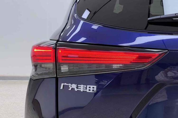 Used Toyota Highlander 2022 Dual-Engine 2.5L Four-Wheel Drive Supreme Edition 7-Seater Exterior 10