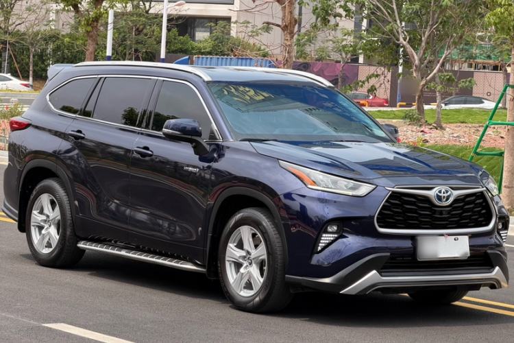 Used Toyota Highlander 2022 Dual-Engine 2.5L 4x4 Elite Edition 7-Seater Exterior 2