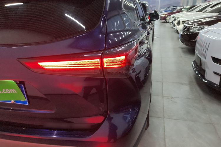 Used Toyota Highlander 2022 Dual-Engine 2.5L Four-Wheel Drive Supreme Edition 7-Seater Exterior 6