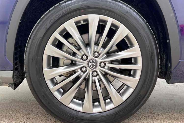 Used Toyota Highlander 2022 Dual-Engine 2.5L Four-Wheel Drive Supreme Edition 7-Seater Exterior 9