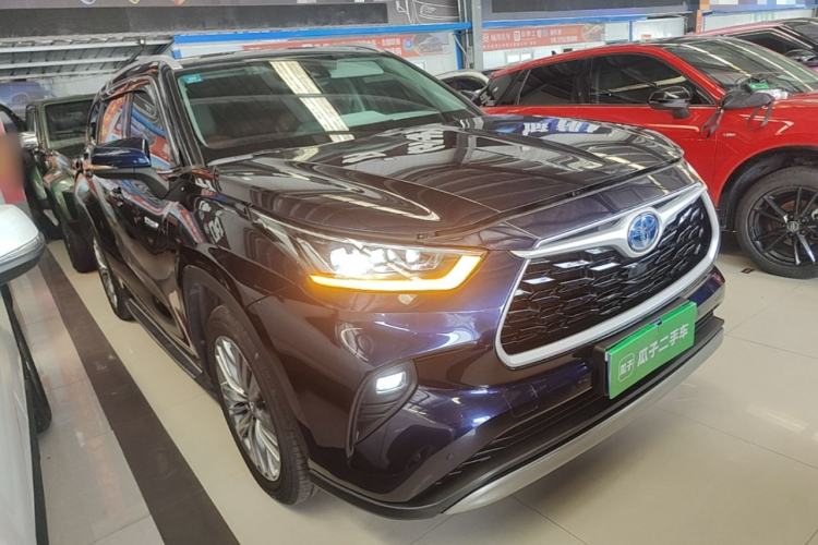 Used Toyota Highlander 2022 Dual-Engine 2.5L Four-Wheel Drive Prestige Version 7 Seats Front Right 45 Deg