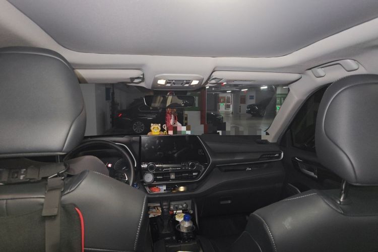 Used Toyota Highlander 2022 Dual-Engine 2.5L Four-Wheel Drive Prestige Version 7 Seats Headliner