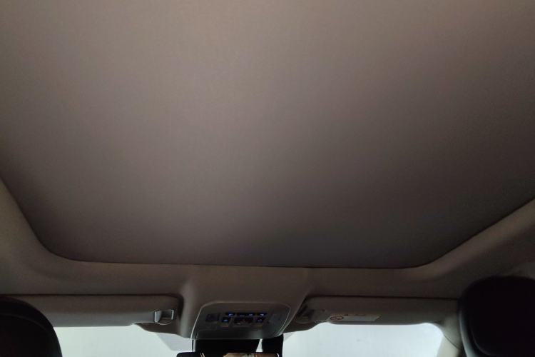 Used Toyota Highlander 2022 Dual-Engine 2.5L Four-Wheel Drive Prestige Version 7 Seats Headliner
