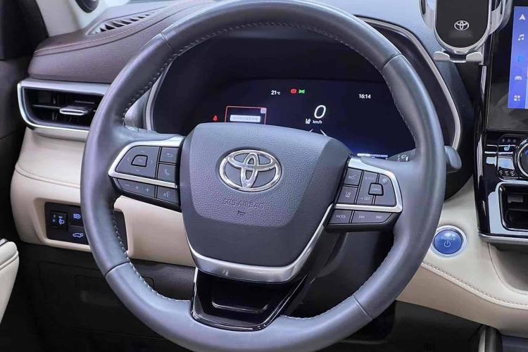 Used Toyota Highlander 2022 Dual-Engine 2.5L Four-Wheel Drive Supreme Edition 7-Seater Interior 14