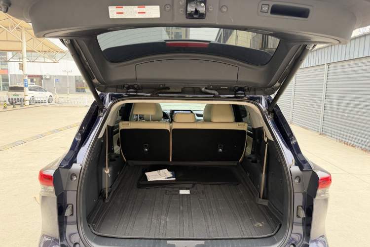 Used Toyota Highlander 2022 Dual-Engine 2.5L Four-Wheel Drive Supreme Edition 7-Seater Interior 7