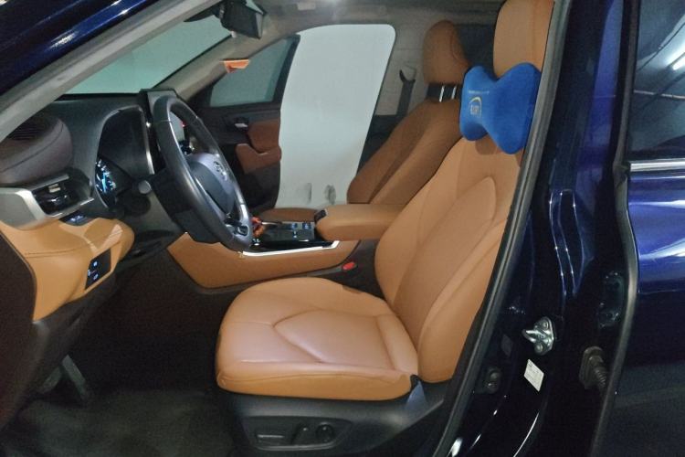 Used Toyota Highlander 2022 Dual-Engine 2.5L Four-Wheel Drive Prestige Version 7 Seats Left Front Seat