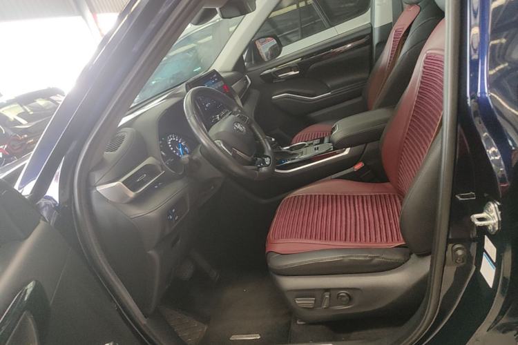 Used Toyota Highlander 2022 Dual-Engine 2.5L Four-Wheel Drive Prestige Version 7 Seats Left Front Seat