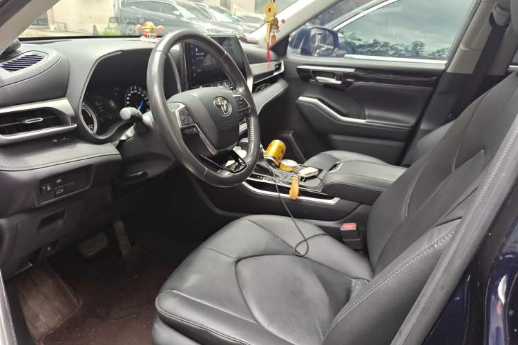 Used Toyota Highlander 2022 Dual-Engine 2.5L Four-Wheel Drive Prestige Version 7 Seats Left Front Seat