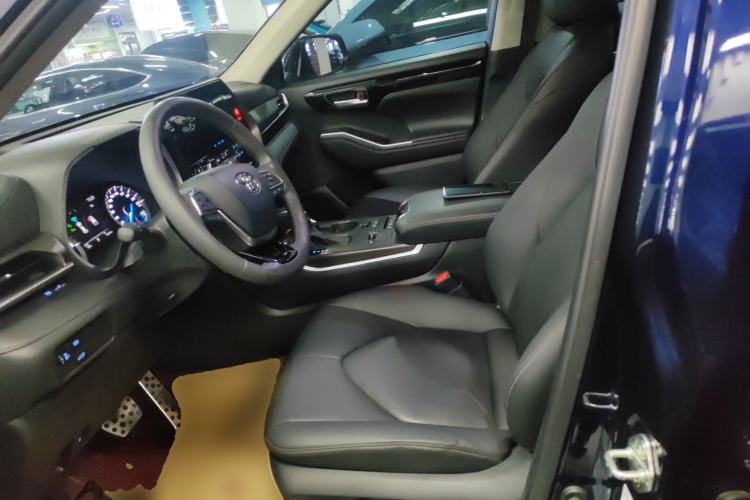 Used Toyota Highlander 2022 Dual-Engine 2.5L Four-Wheel Drive Prestige Version 7 Seats Left Front Seat