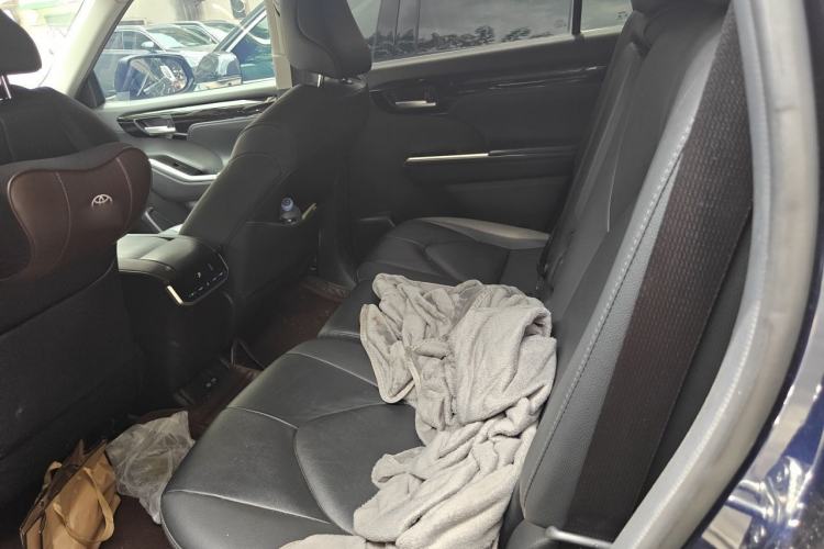 Used Toyota Highlander 2022 Dual-Engine 2.5L Four-Wheel Drive Prestige Version 7 Seats Left Rear Seat