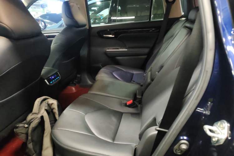 Used Toyota Highlander 2022 Dual-Engine 2.5L Four-Wheel Drive Prestige Version 7 Seats Left Rear Seat