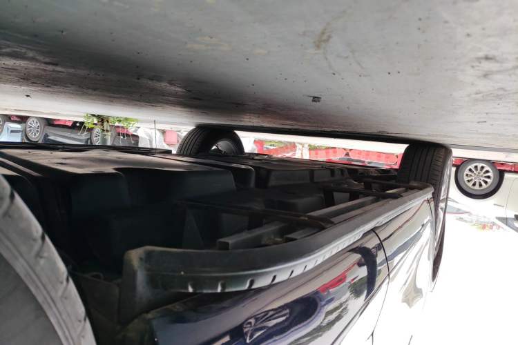 Used Toyota Highlander 2022 Dual-Engine 2.5L Four-Wheel Drive Supreme Edition 7-Seater Left Side Sill
