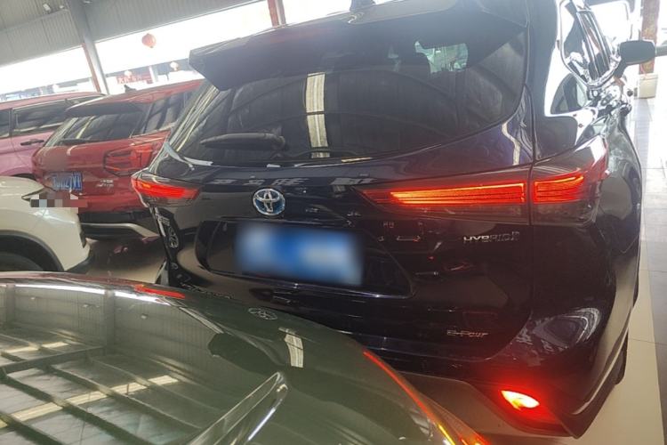 Used Toyota Highlander 2022 Dual-Engine 2.5L Four-Wheel Drive Prestige Version 7 Seats Rear