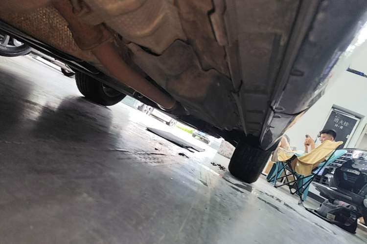 Used Toyota Highlander 2022 Dual-Engine 2.5L 4x4 Elite Edition 7-Seater Right Side Sill