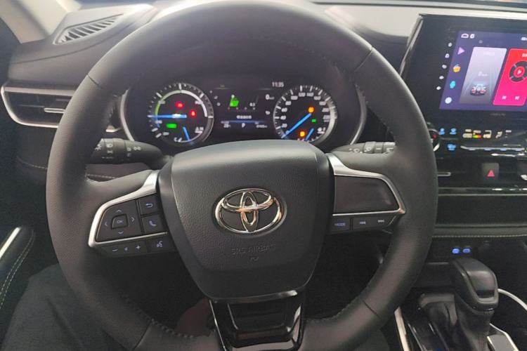 Used Toyota Highlander 2022 Dual-Engine 2.5L 4x4 Elite Edition 7-Seater Steering Wheel