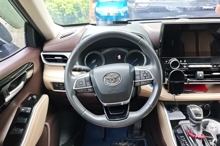 Used Toyota Highlander 2022 Dual-Engine 2.5L Four-Wheel Drive Luxury Edition 7 Seats Steering Wheel