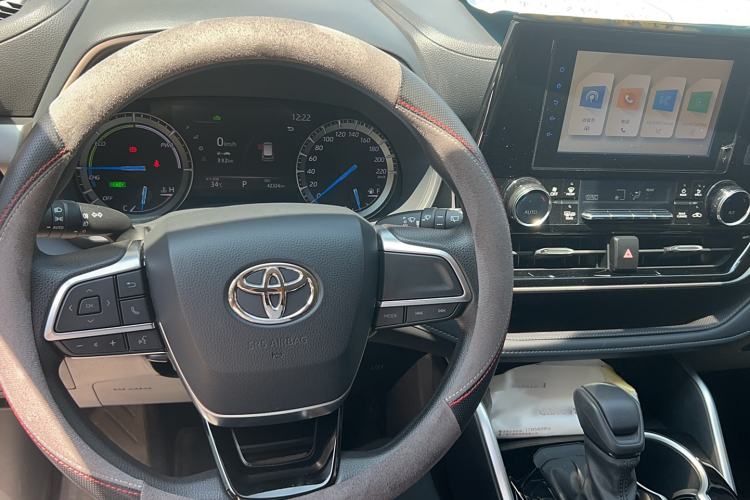 Used Toyota Highlander 2022 Dual-Engine 2.5L Two-Wheel Drive Elite Edition 5 Seats Steering Wheel